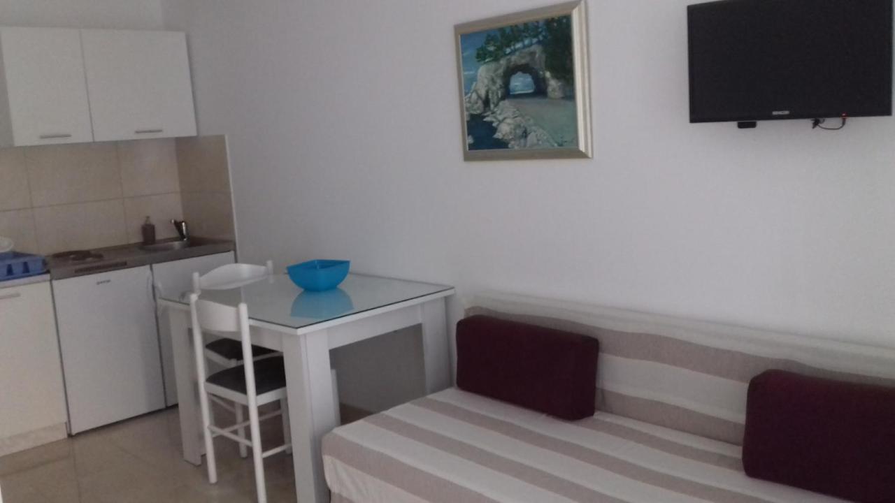 Apartments Lara Podgora Eksteriør billede