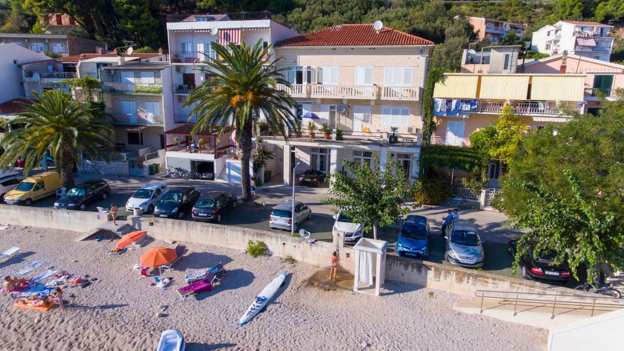 Apartments Lara Podgora Eksteriør billede