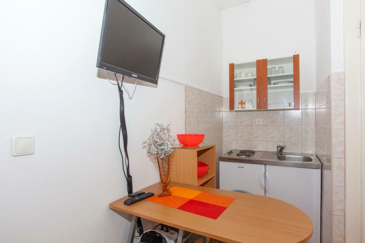 Apartments Lara Podgora Eksteriør billede