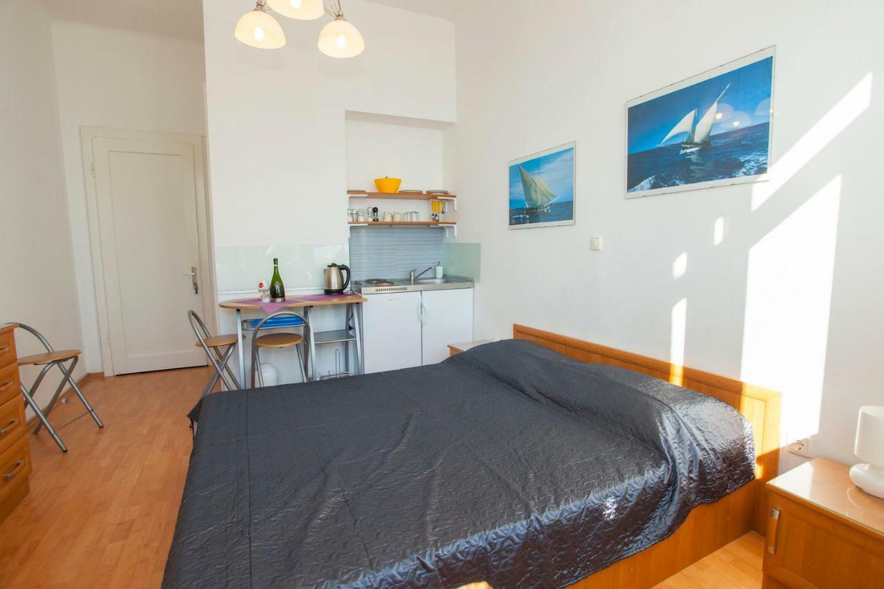 Apartments Lara Podgora Eksteriør billede